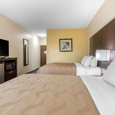 Quality Inn Cadiz Exterior foto